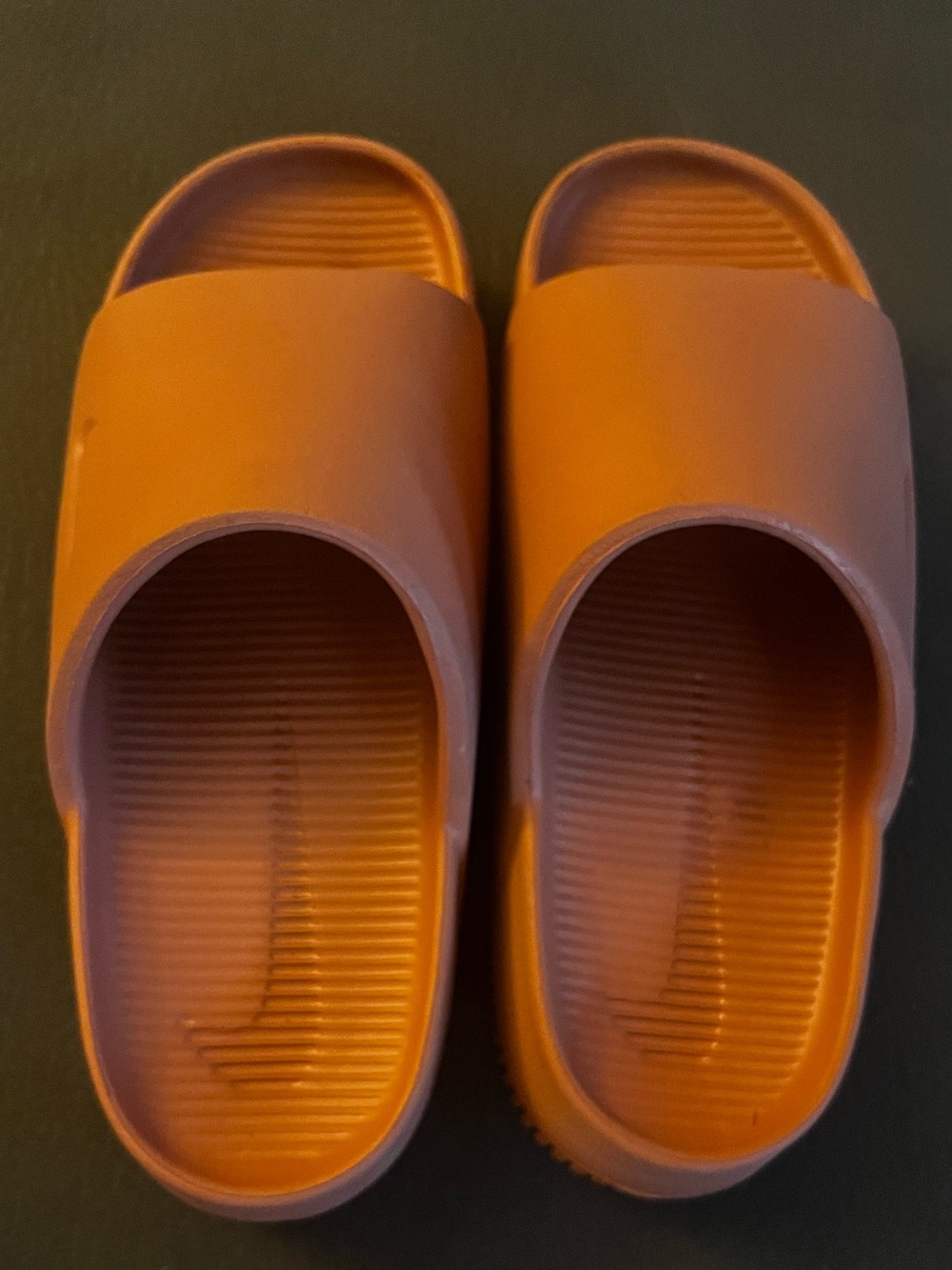 Nike Minimalist apricot Slide Sandals